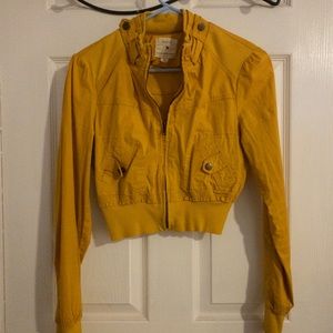 F21 Mustard Crop Zip-Up